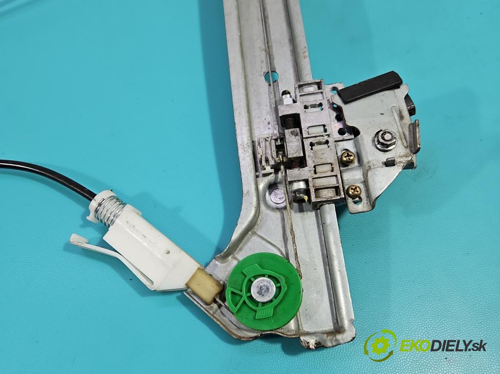 Audi A5 8T 2007-2016 1.8 TFSI 170 hp manual 125 kW 1798 cm3 2- mechanismus stahování přední pravý 8T0959802A