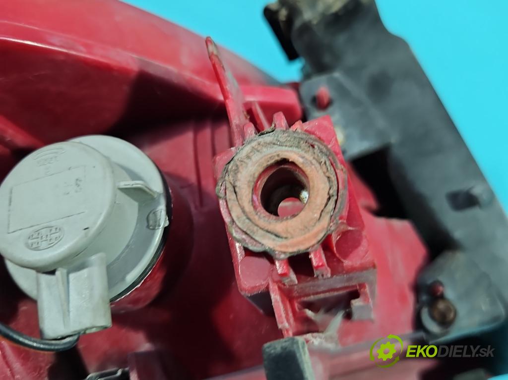 Audi A5 8T 2007-2016 1.8 TFSI 170 hp manual 125 kW 1798 cm3 2- světlo zadní pravé 8T0945096 (Klika dveří ostatní)