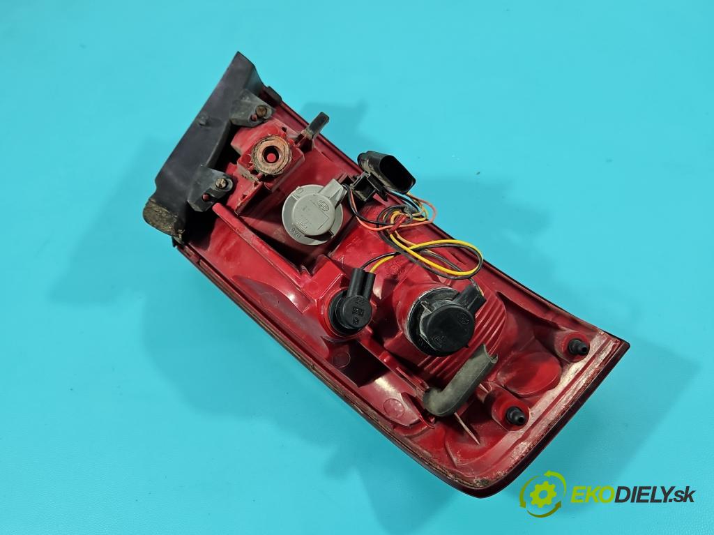 Audi A5 8T 2007-2016 1.8 TFSI 170 hp manual 125 kW 1798 cm3 2- světlo zadní pravé 8T0945096 (Klika dveří ostatní)