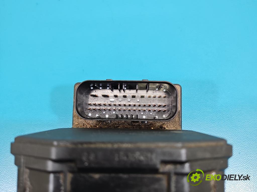 Vw Passat B5 1995-2005 1.9 tdi 131 HP manual 96 kW 1896 cm3 5- čerpadlo abs 4B0614517G (Pumpa ABS)