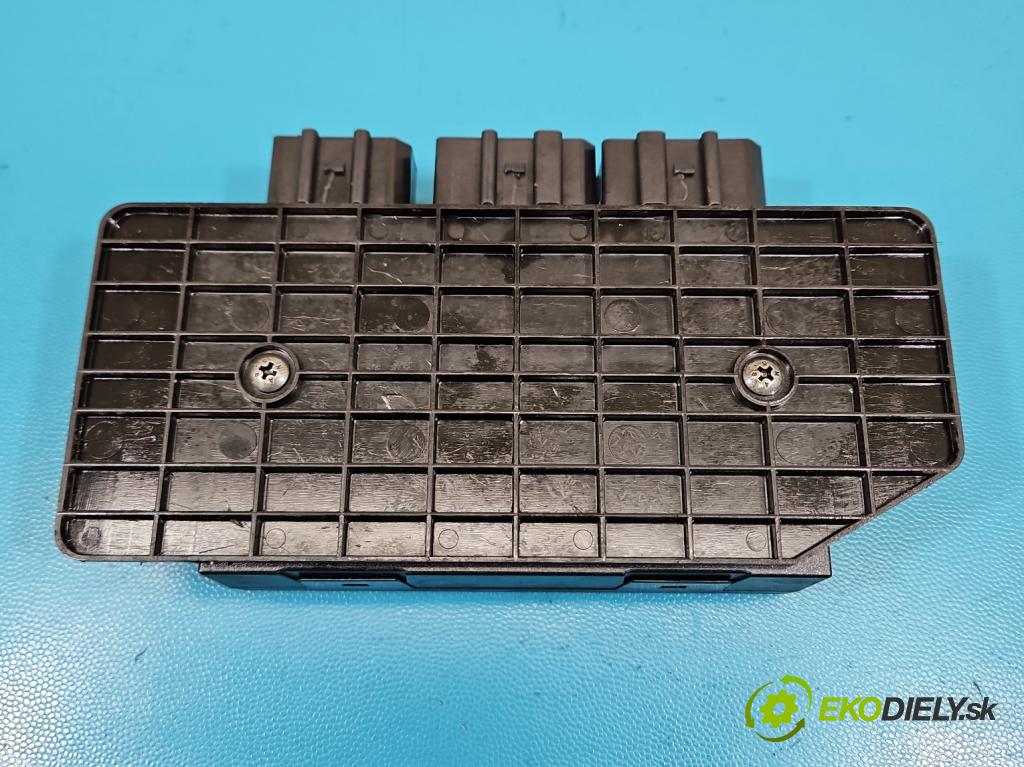 Vw Passat B5 1995-2005 1.9 tdi 131 HP manual 96 kW 1896 cm3 5- riadiaca jednotka komfortu 1C0959799A
