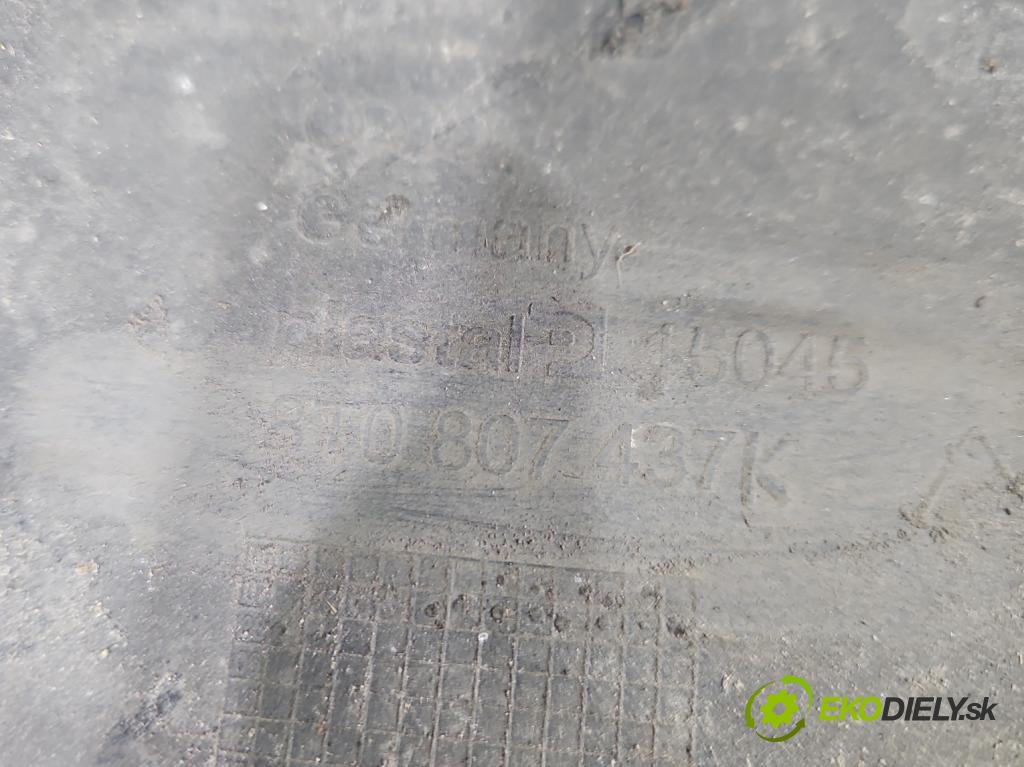 Audi A5 8T 2007-2016 1.8 TFSI 170 HP manual 125 kW 1798 cm3 2- nárazník predné 8T0807437K (Kľučka dverí ostatné)