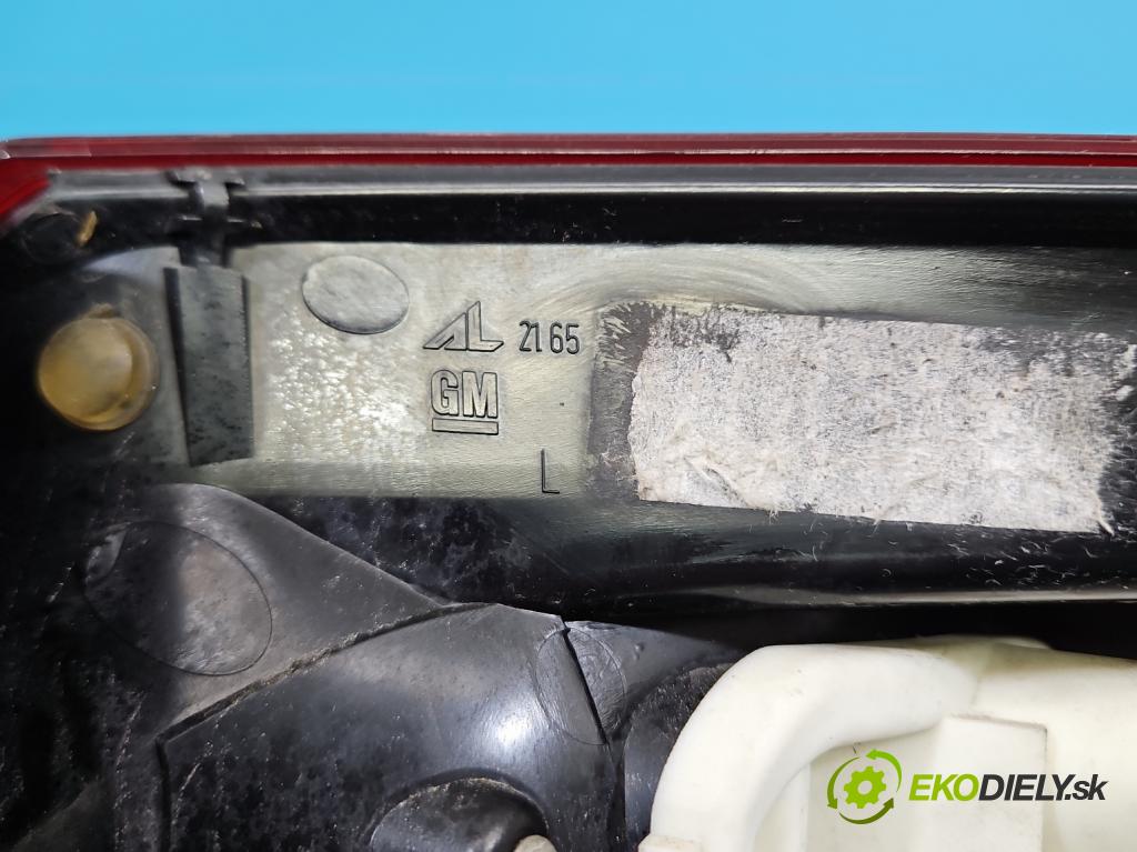 Opel Astra IV 2009-2015 1.4 T 140 HP manual 103 kW 1364 cm3 5- svetlo / reflektor zadné ľavé  (Kľučka dverí ostatné)