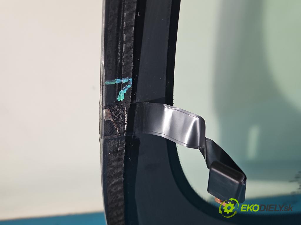 Jaguar F-Pace 16- 2.0d 241KM automatic 177 kW 1999 cm3 5- sklo přední