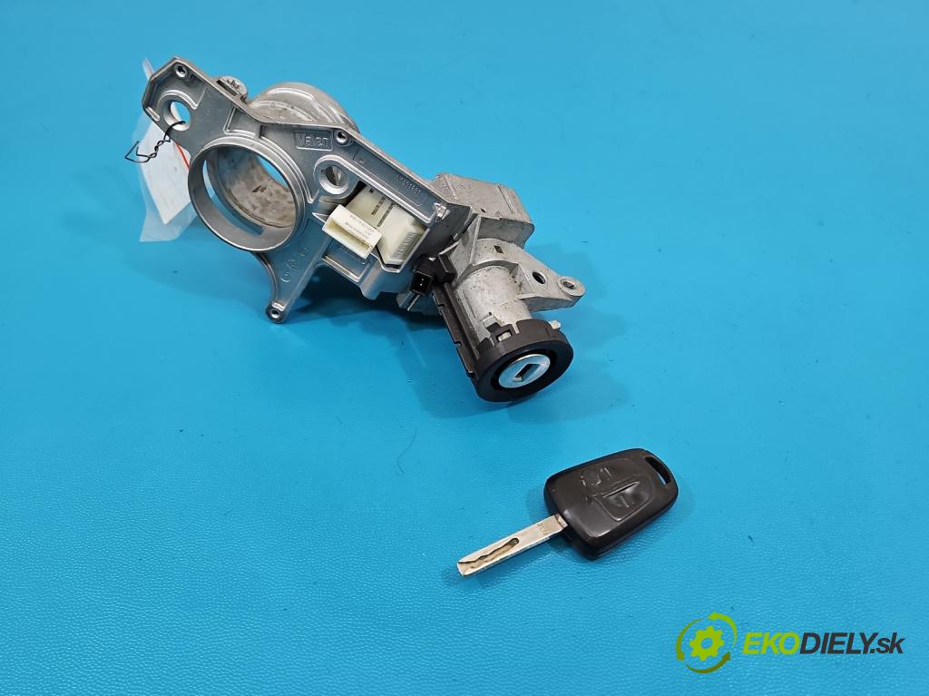 Opel Astra III 2004-2014 1.6 16V 105 HP manual 77 kW 1598 cm3 5- Spínačka  (Spínacia skrinka)