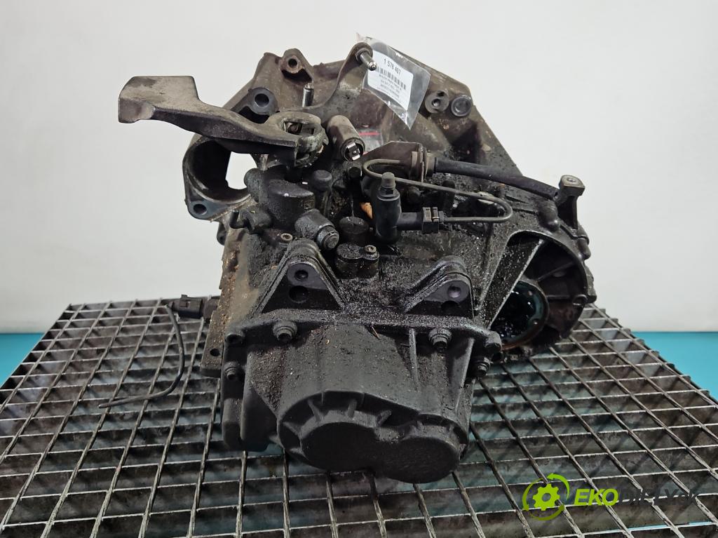 Vw Golf V 2003-2009 1.6 FSI 116 HP manual 85 kW 1598 cm3 5- prevodovka stupeň,rýchlosť manual HBM