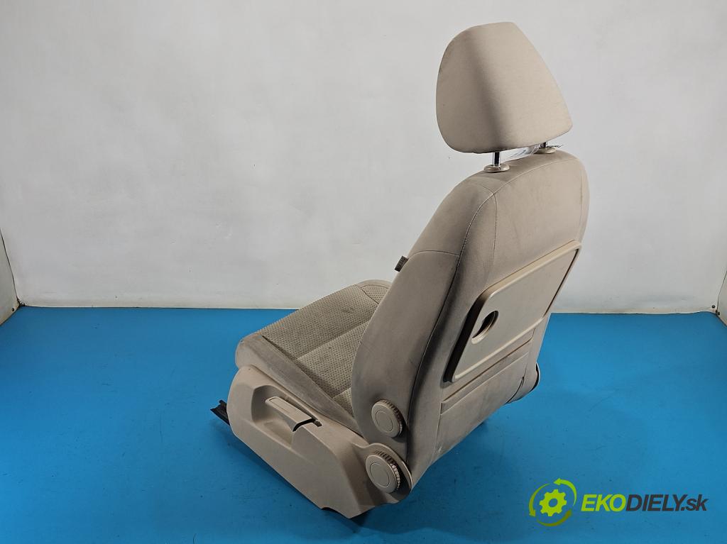 Vw Touran I 2003-2015 2.0 tdi 140 hp manual 103 kW 1968 cm3 5- Sedadlo levý  (Sedadlo)