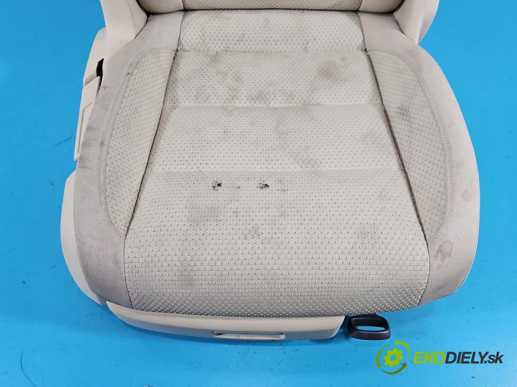Vw Touran I 2003-2015 2.0 tdi 140 HP manual 103 kW 1968 cm3 5- Sedačka pravý (Sedadlo)
