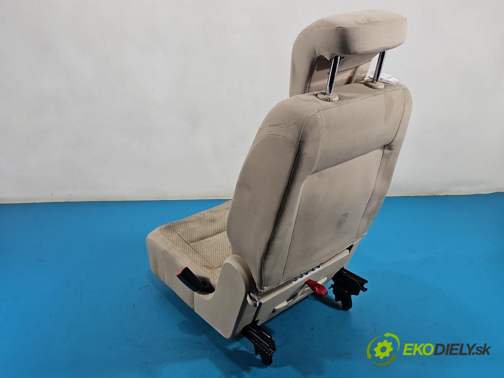Vw Touran I 2003-2015 2.0 tdi 140 HP manual 103 kW 1968 cm3 5- Sedačka zadné pravý II