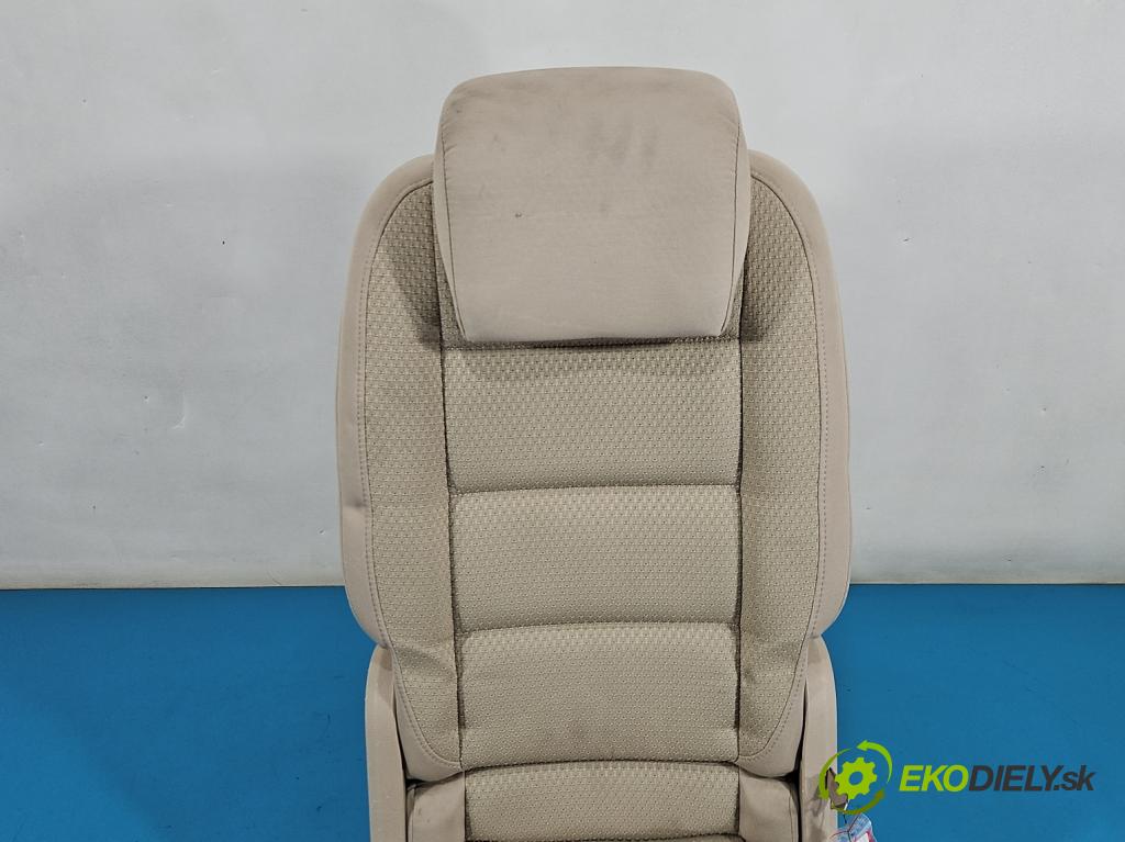 Vw Touran I 2003-2015 2.0 tdi 140 HP manual 103 kW 1968 cm3 5- Sedačka zadné stredný II
