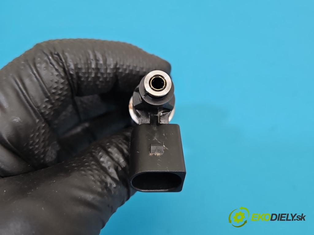 Vw Passat B6 2005-2010 2.0 TFSI 200 HP automatic 147 kW 1984 cm3 5- vstrek 0261500020 (Vstrekovač paliva)