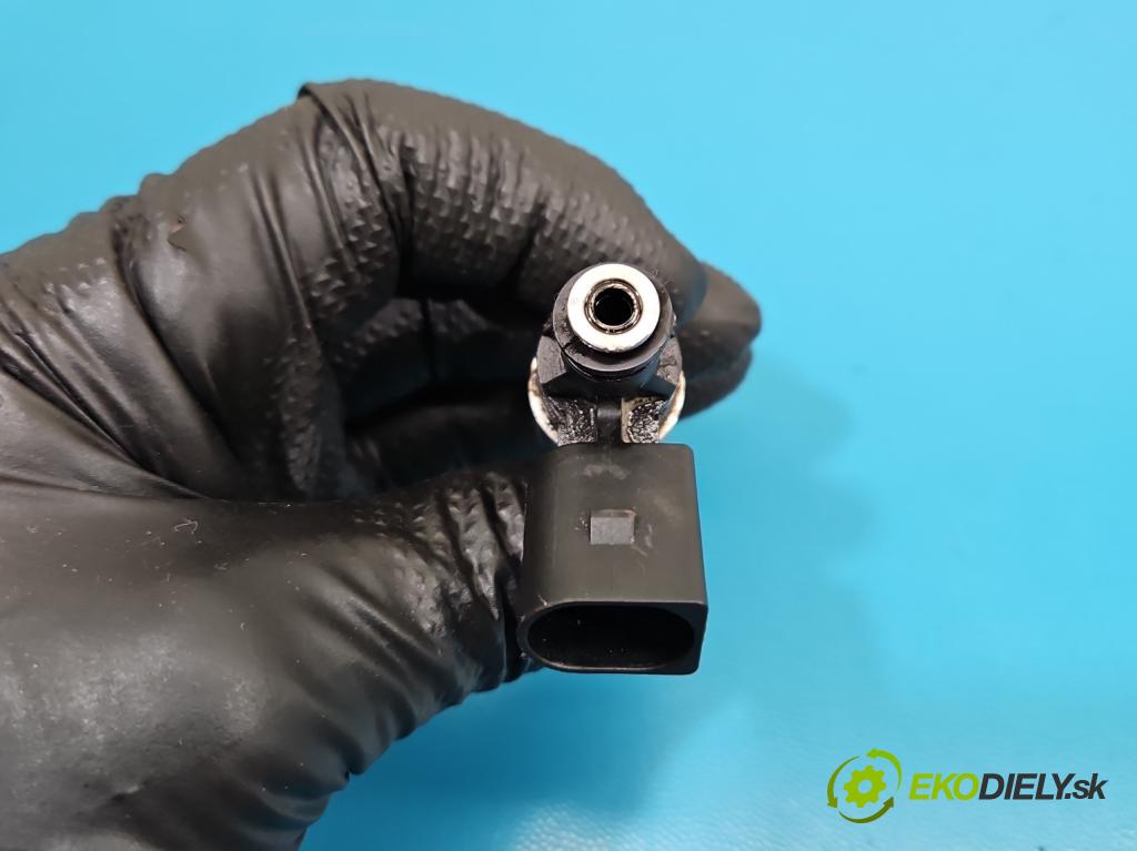 Vw Passat B6 2005-2010 2.0 TFSI 200 HP automatic 147 kW 1984 cm3 5- vstrek 0261500020 (Vstrekovač paliva)