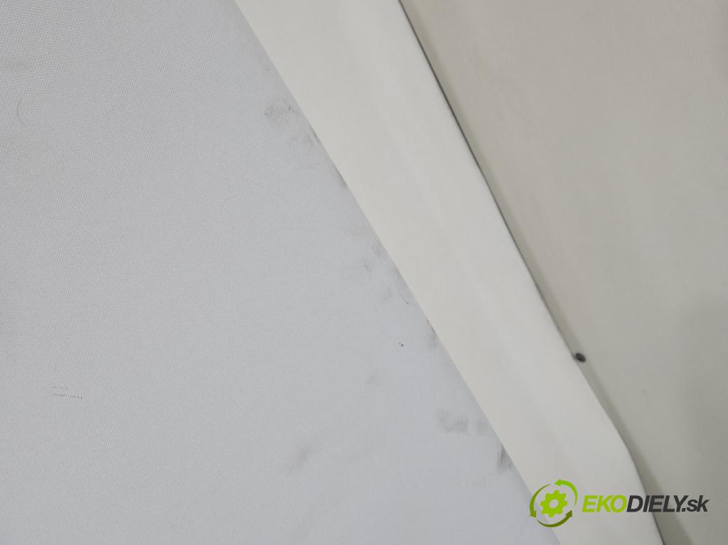 Jaguar F-Pace 16- Do tlaku