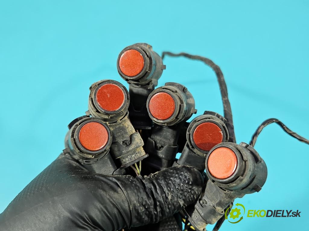 Bmw i3 2013–2022 0.0 elektrický: 170 HP automatic 125 kW 1 cm3 5- snímač parkovaní: 133151