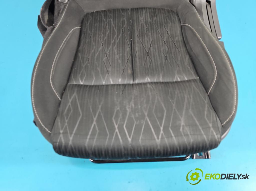 Mitsubishi Eclipse Cross  1.5 T 163 hp manual 120 kW 1499 cm3 5- Sedadlo levý  (Sedadlo)