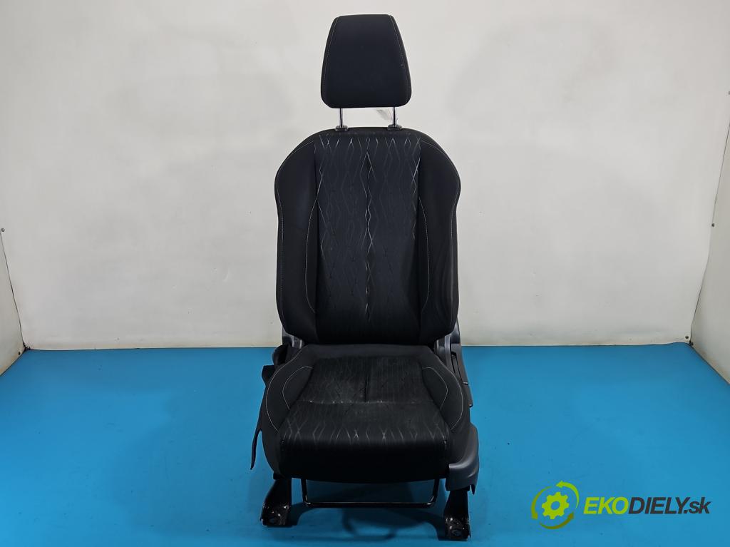 Mitsubishi Eclipse Cross  1.5 T 163 hp manual 120 kW 1499 cm3 5- Sedadlo levý  (Sedadlo)