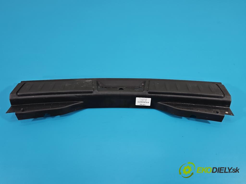 Jaguar F-Pace 16- 2.0d 241KM automatic 177 kW 1999 cm3 5- kryt plastová HK83-406A64-AD