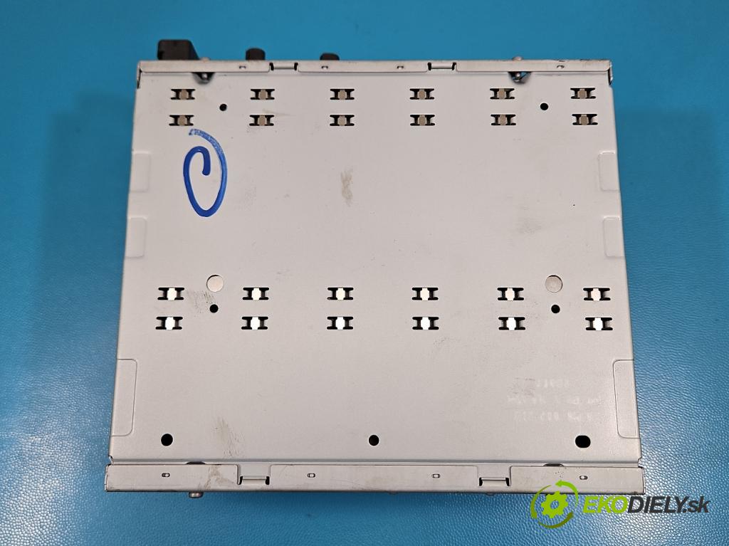 Jaguar F-Pace 16- 2.0d 241KM automatic 177 kW 1999 cm3 5- Radio originál HPLA-19C211-AF