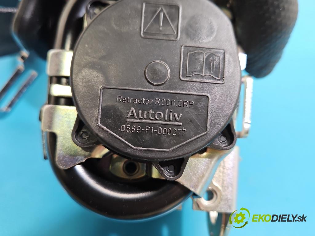 Jaguar F-Pace 16- 2.0d 241KM automatic 177 kW 1999 cm3 5- stěna bezpečnost zadní pravý 631752900C