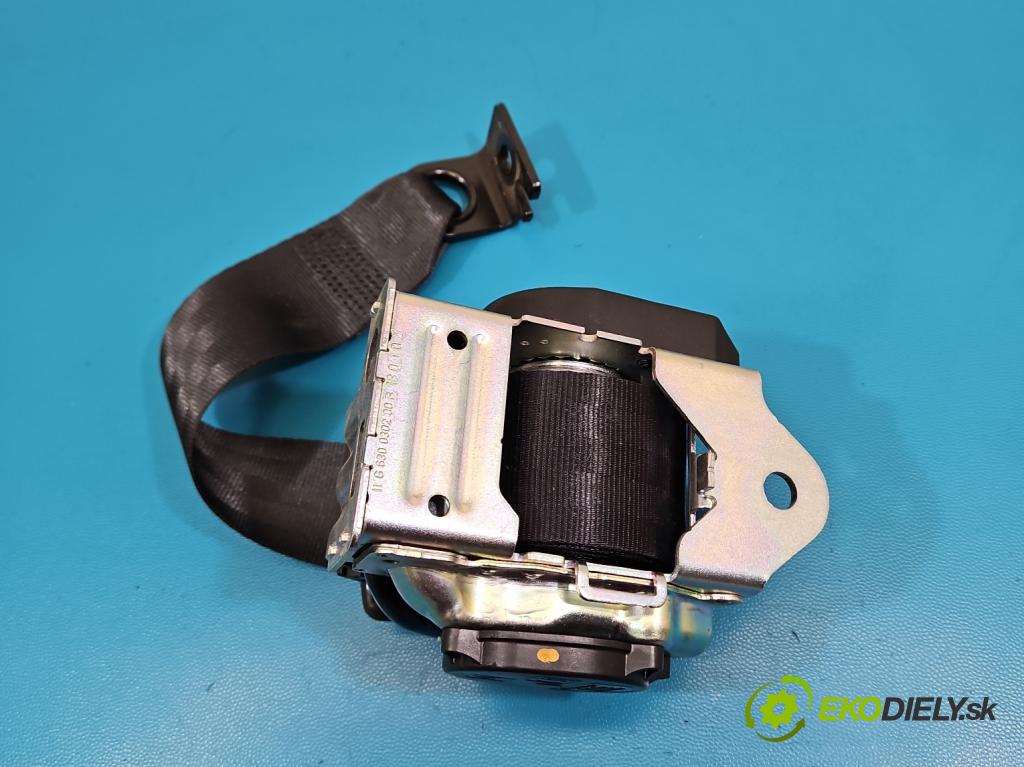 Jaguar F-Pace 16- 2.0d 241KM automatic 177 kW 1999 cm3 5- stěna bezpečnost zadní pravý 631752900C