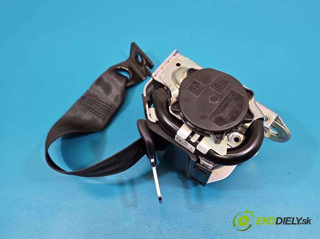 Jaguar F-Pace 16- 2.0d 241KM automatic 177 kW 1999 cm3 5- stěna bezpečnost zadní pravý 631752900C