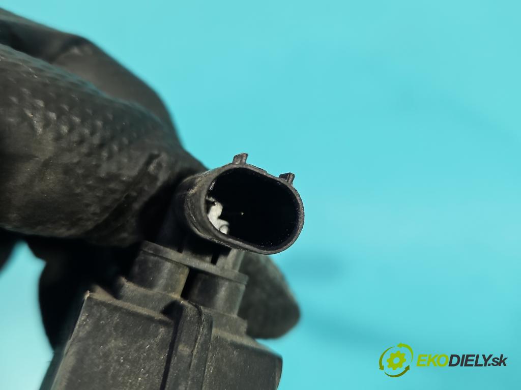 Bmw i3 2013–2022 0.0 elektrický: 170 HP automatic 125 kW 1 cm3 5- Aktuátor: papuče: nádrže palivo 7309678