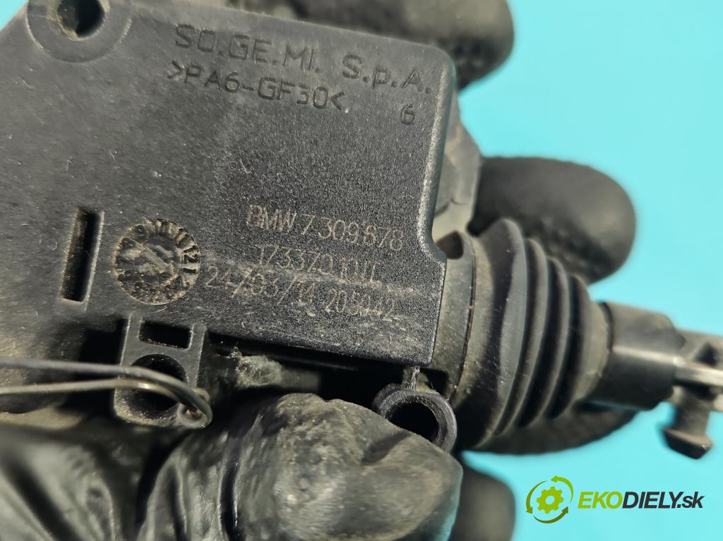 Bmw i3 2013–2022 0.0 elektrický: 170 HP automatic 125 kW 1 cm3 5- Aktuátor: papuče: nádrže palivo 7309678