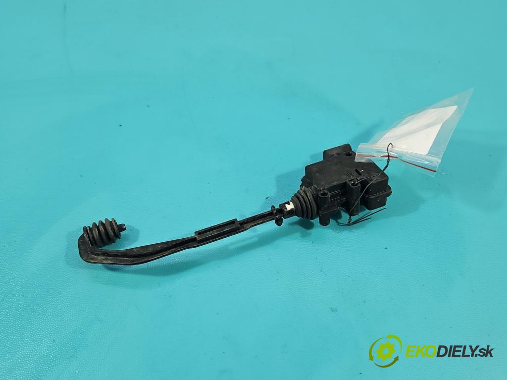 Bmw i3 2013–2022 0.0 elektrický: 170 HP automatic 125 kW 1 cm3 5- Aktuátor: papuče: nádrže palivo 7309678