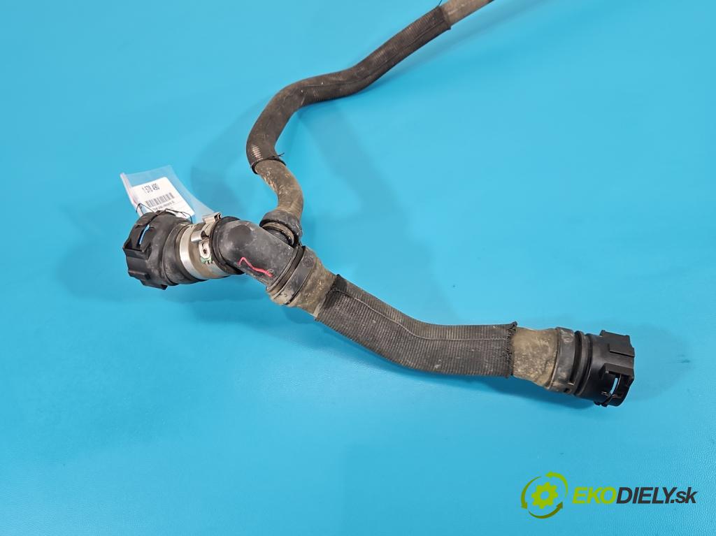 Bmw i3 2013–2022 0.0 elektrický: 170 HP automatic 125 kW 1 cm3 5- rúrka systému chladenia 8604884