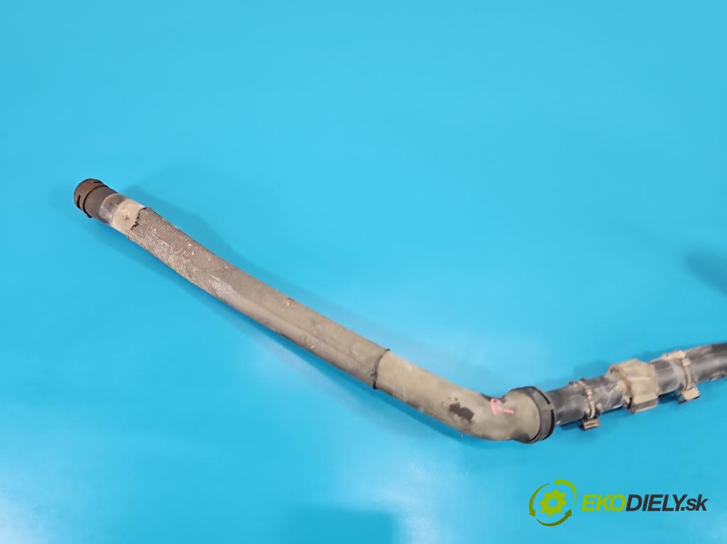 Bmw i3 2013–2022 0.0 elektrický: 170 HP automatic 125 kW 1 cm3 5- rúrka systému chladenia 7623674