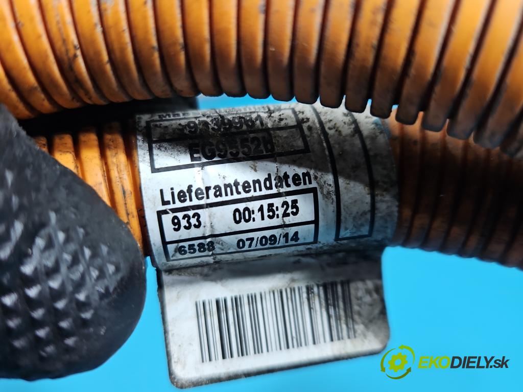 Bmw i3 2013–2022 0.0 elektrický: 170 hp automatic 125 kW 1 cm3 5- Balíček: 7964000504C