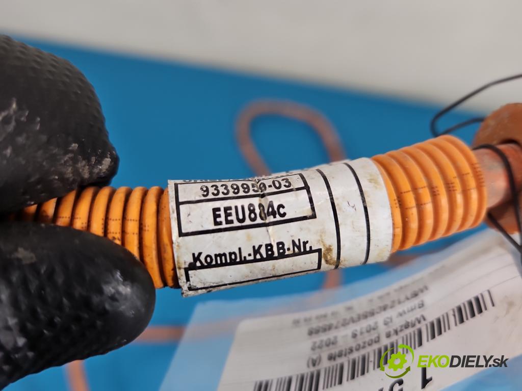 Bmw i3 2013–2022 0.0 elektrický: 170 HP automatic 125 kW 1 cm3 5- Zväzok: ostatné 764000105A