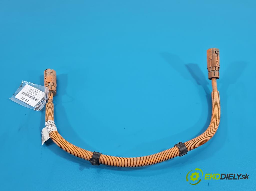 Bmw i3 2013–2022 0.0 elektrický: 170 HP automatic 125 kW 1 cm3 5- Zväzok: ostatné 764006500D