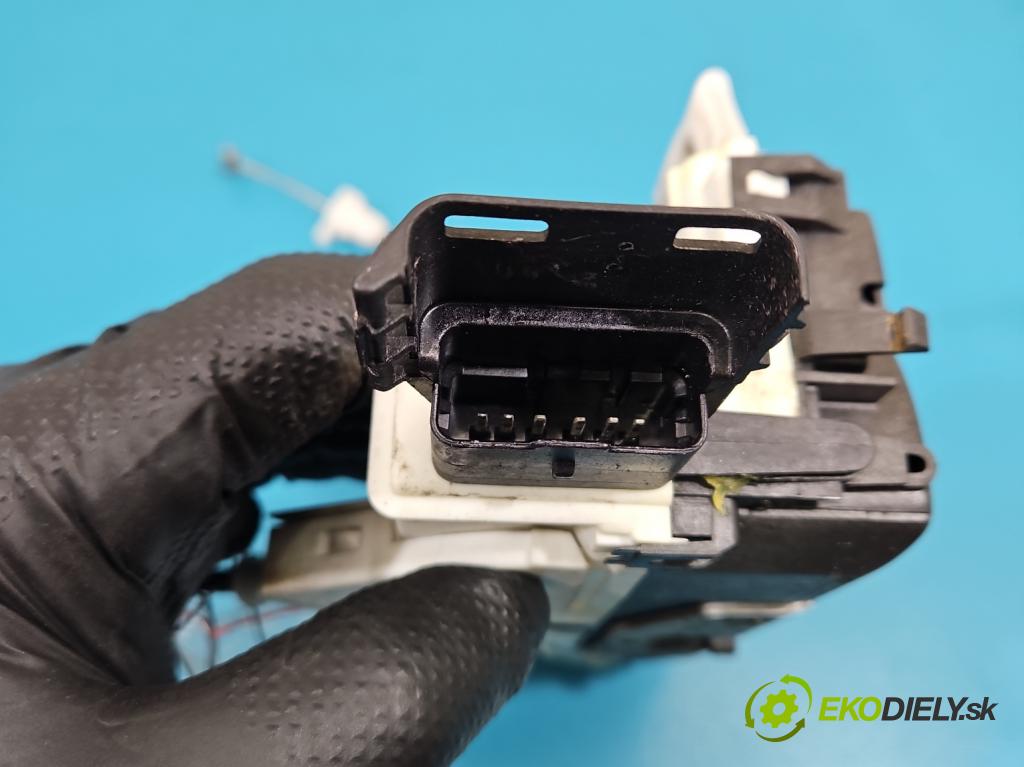 Citroen Berlingo II 2008-2018 1.6 hdi 75 HP manual 55 kW 1560 cm3 5- zámok predné ľavý 828406