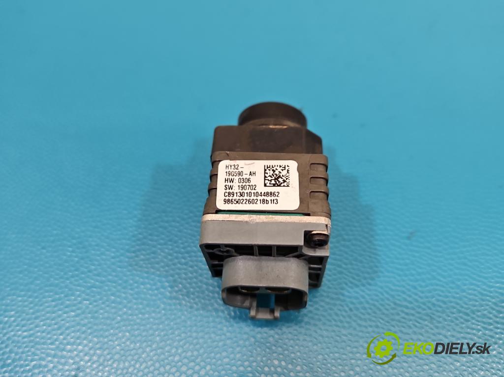 Jaguar F-Pace 16- 2.0d 241KM automatic 177 kW 1999 cm3 5- Kamera cúvaní HY32-19G590-AH