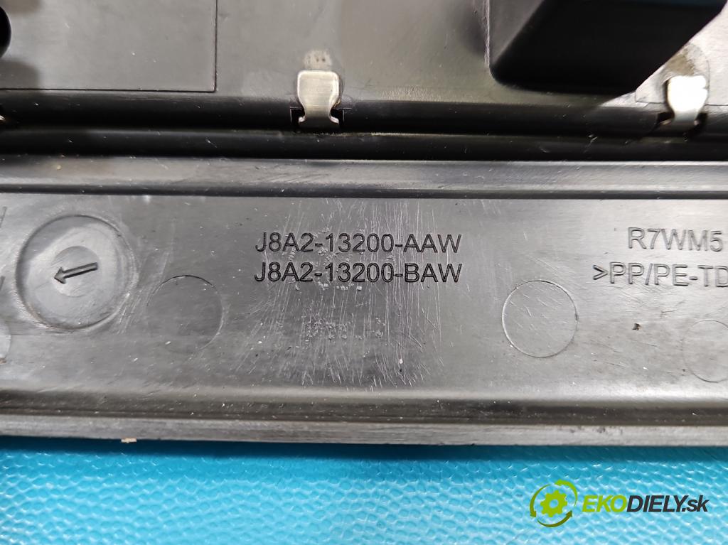 Jaguar F-Pace 16- 2.0d 241KM automatic 177 kW 1999 cm3 5- lišta práh: levé HK83-13201-BF (Prahová lišta)