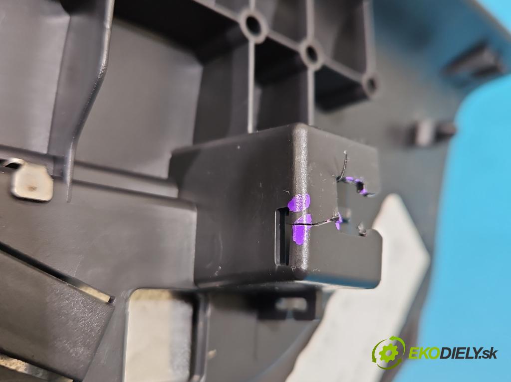 Jaguar F-Pace 16- 2.0d 241KM automatic 177 kW 1999 cm3 5- lišta práh: levé HK83-13201-BF (Prahová lišta)