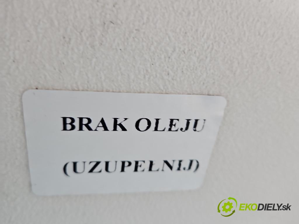 Jaguar F-Pace 16- 2.0d 241KM automatic 177 kW 1999 cm3 5- Most: zadní: HK83-4A213-FD