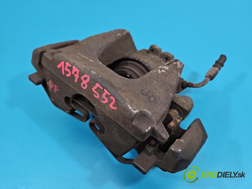 Jaguar F-Pace 16- 2.0d 241KM automatic 177 kW 1999 cm3 5- brzdič predné pravý  (Kľučka dverí ostatné)