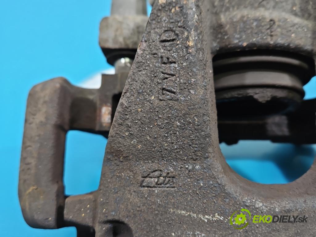 Jaguar F-Pace 16- 2.0d 241KM automatic 177 kW 1999 cm3 5- brzdič predné pravý  (Kľučka dverí ostatné)