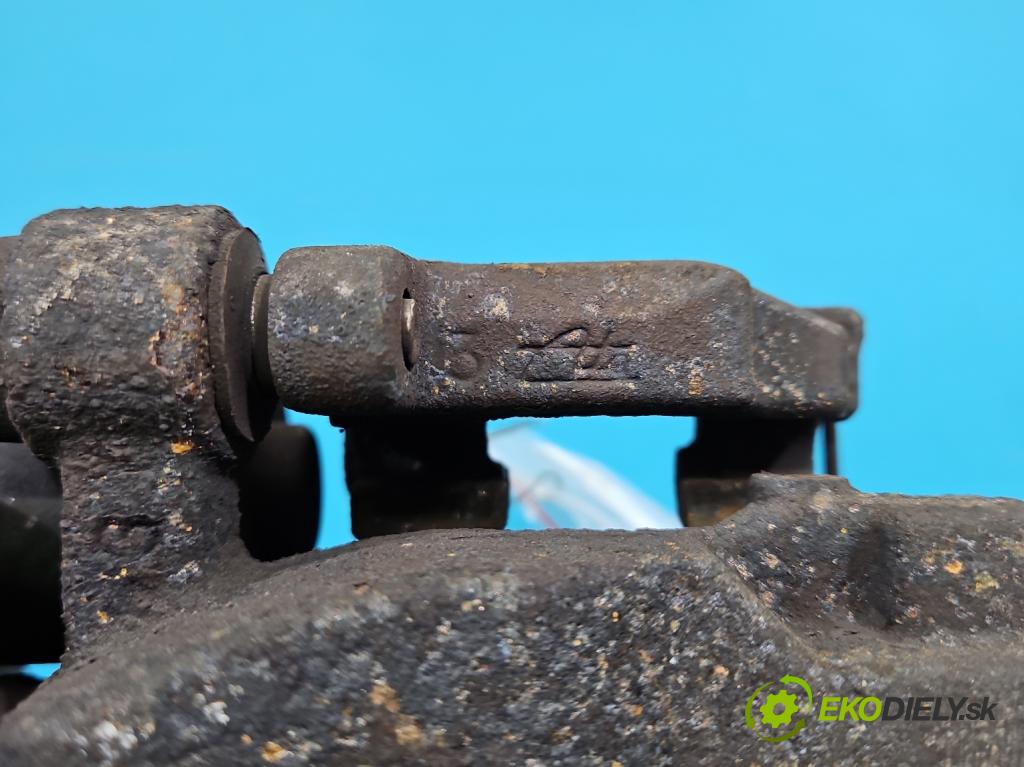 Jaguar F-Pace 16- 2.0d 241KM automatic 177 kW 1999 cm3 5- brzdič zadní pravý GX73-2K327-BF (Klika dveří ostatní)