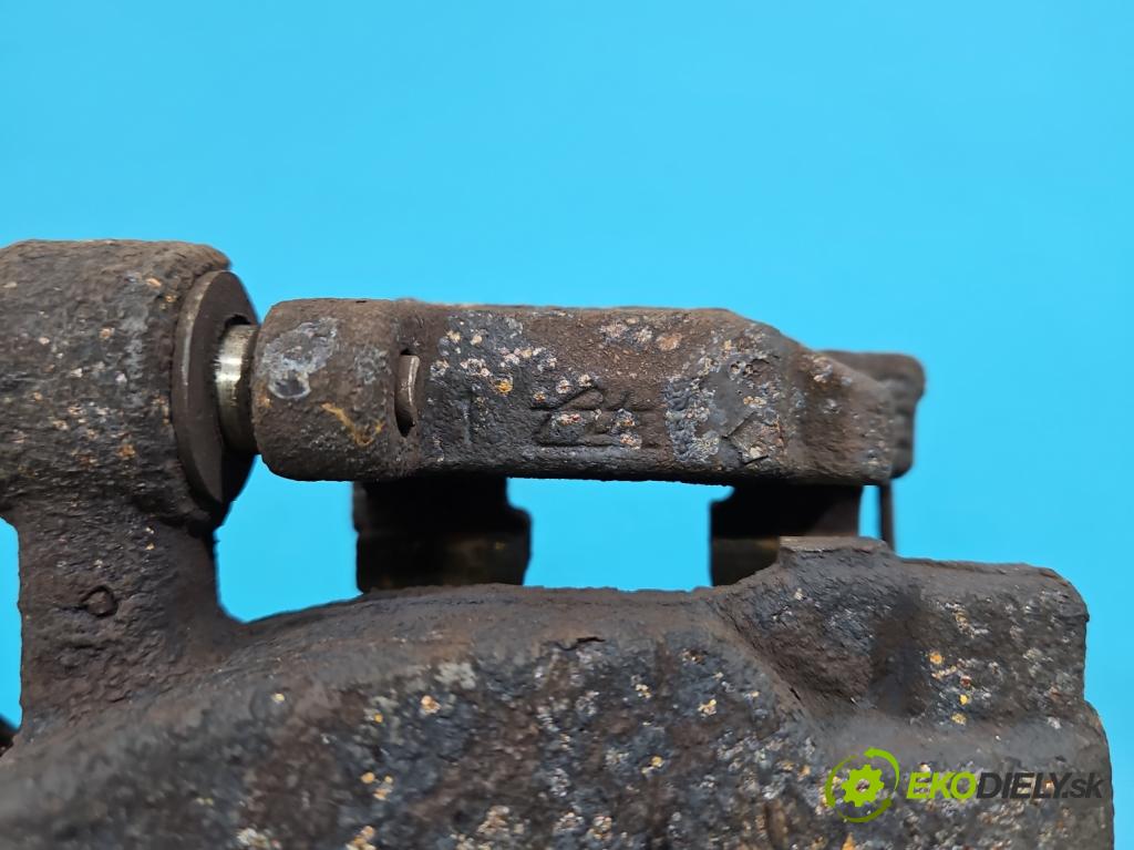 Jaguar F-Pace 16- 2.0d 241KM automatic 177 kW 1999 cm3 5- brzdič zadní levý GX73-2K328-BF (Klika dveří ostatní)