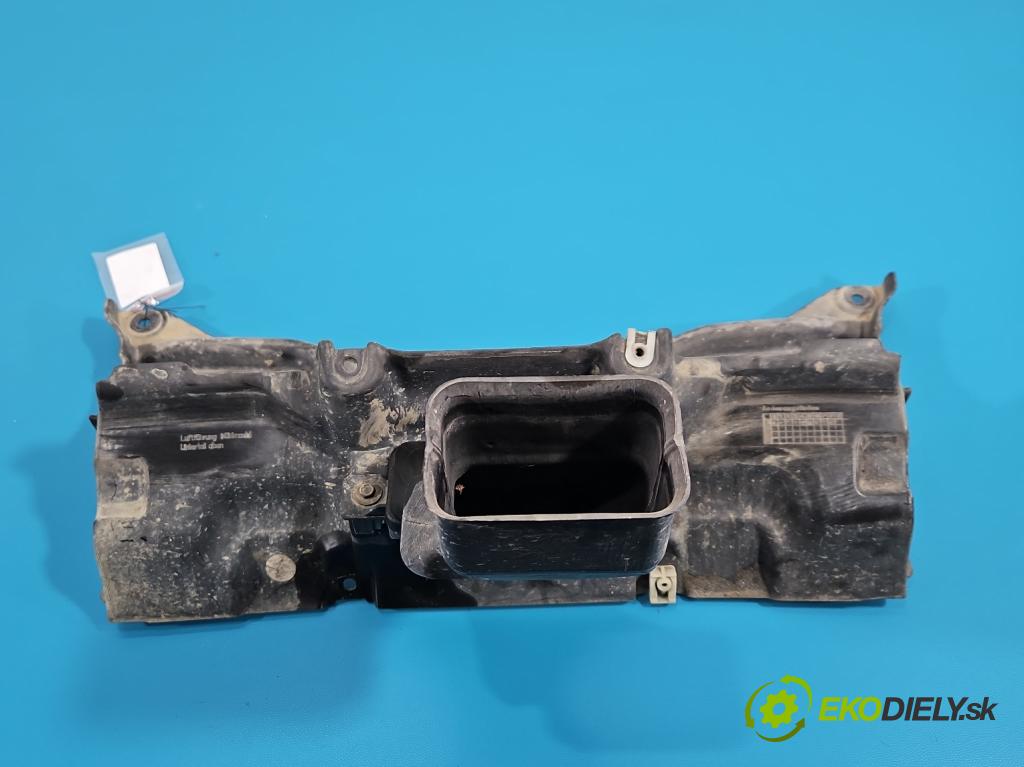 Bmw i3 2013–2022 0.0 elektrický: 170 HP automatic 125 kW 1 cm3 5- Vstup: vzduchu 7294627