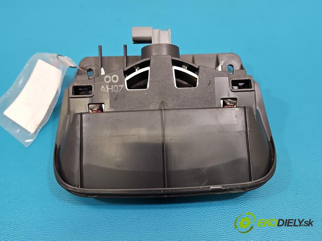 Honda CR-V III 2006-2011 2.2 i-CTDi 150 HP manual 110 kW 2199 cm3 5- světlo: stop: