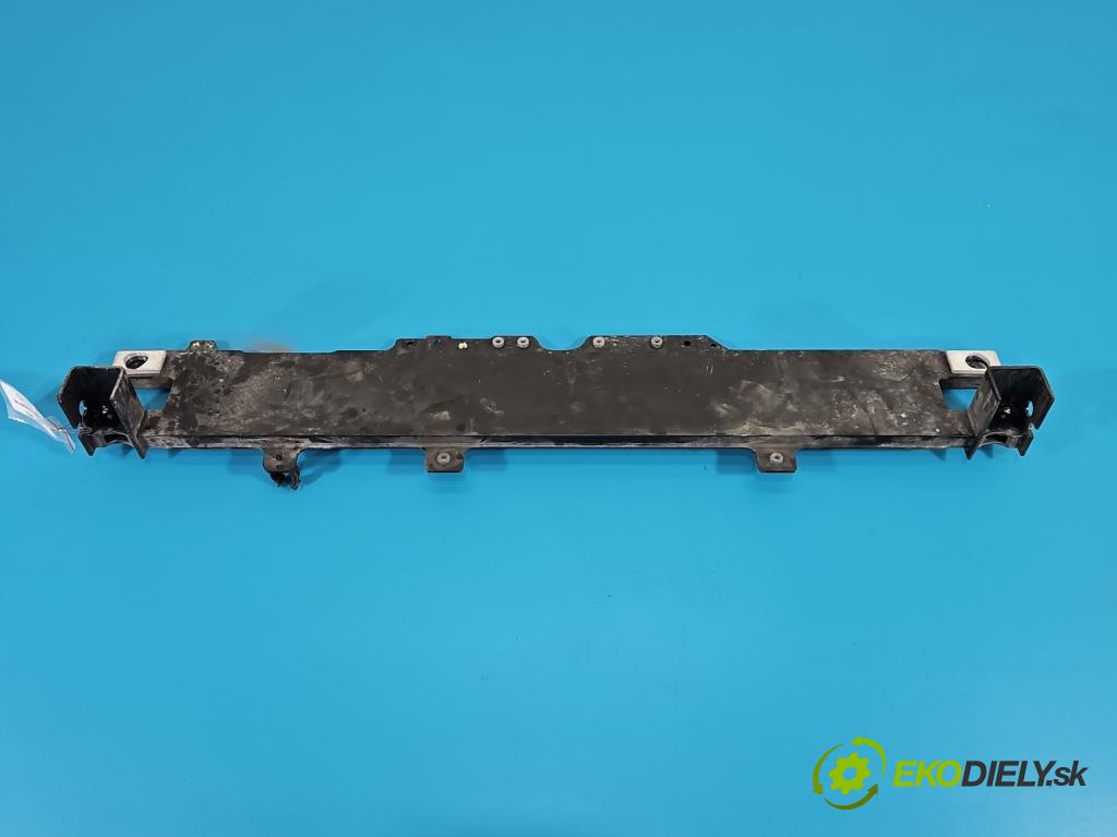 Bmw i3 2013–2022 0.0 elektrický: 170 HP automatic 125 kW 1 cm3 5- Upevnenie: 6863506