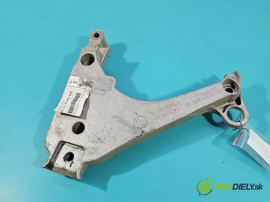 Bmw i3 2013–2022 0.0 elektrický: 170 hp automatic 125 kW 1 cm3 5- Tlapka: motoru 8130700