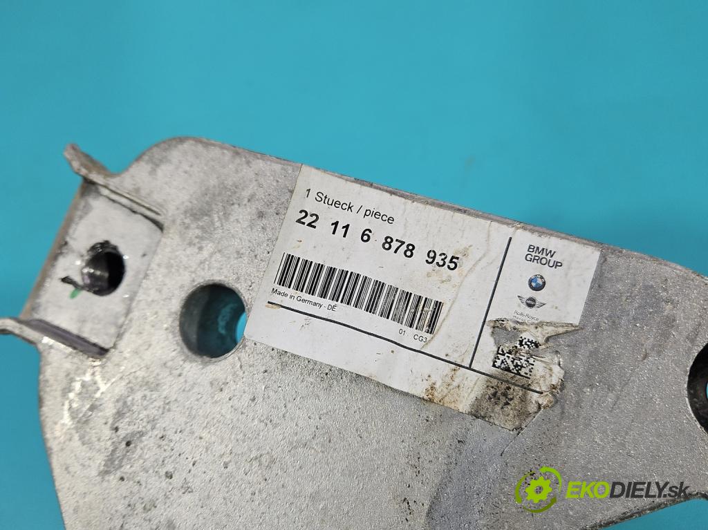 Bmw i3 2013–2022 0.0 elektrický: 170 hp automatic 125 kW 1 cm3 5- Tlapka: motoru 8130700