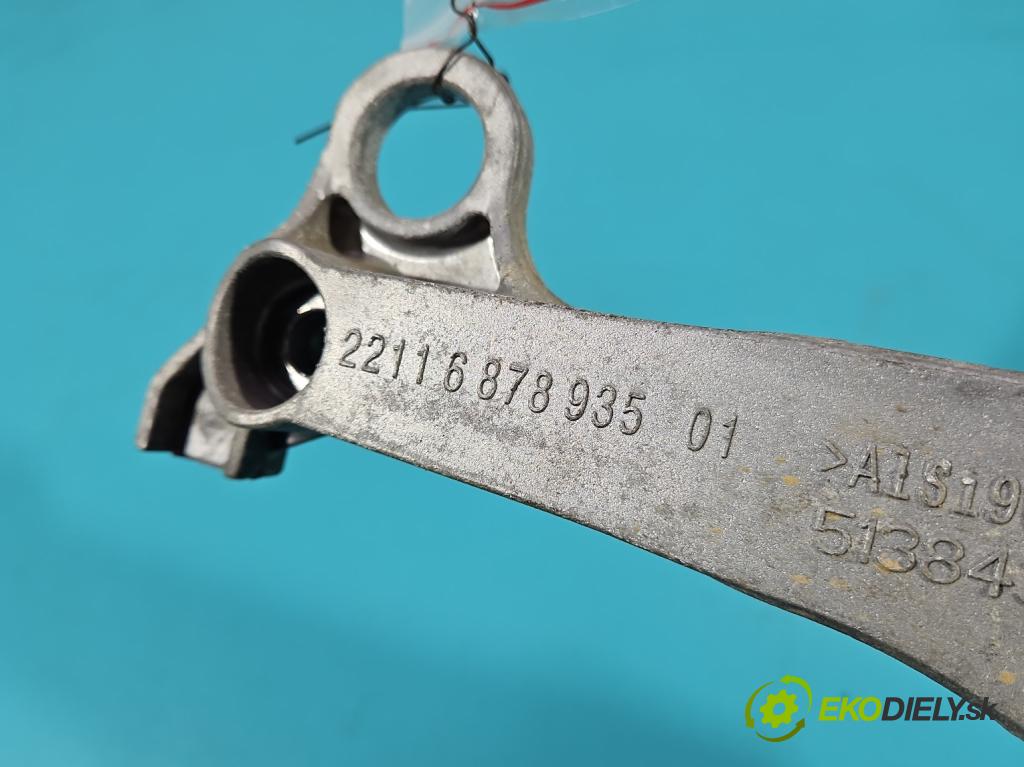 Bmw i3 2013–2022 0.0 elektrický: 170 hp automatic 125 kW 1 cm3 5- Tlapka: motoru 8130700