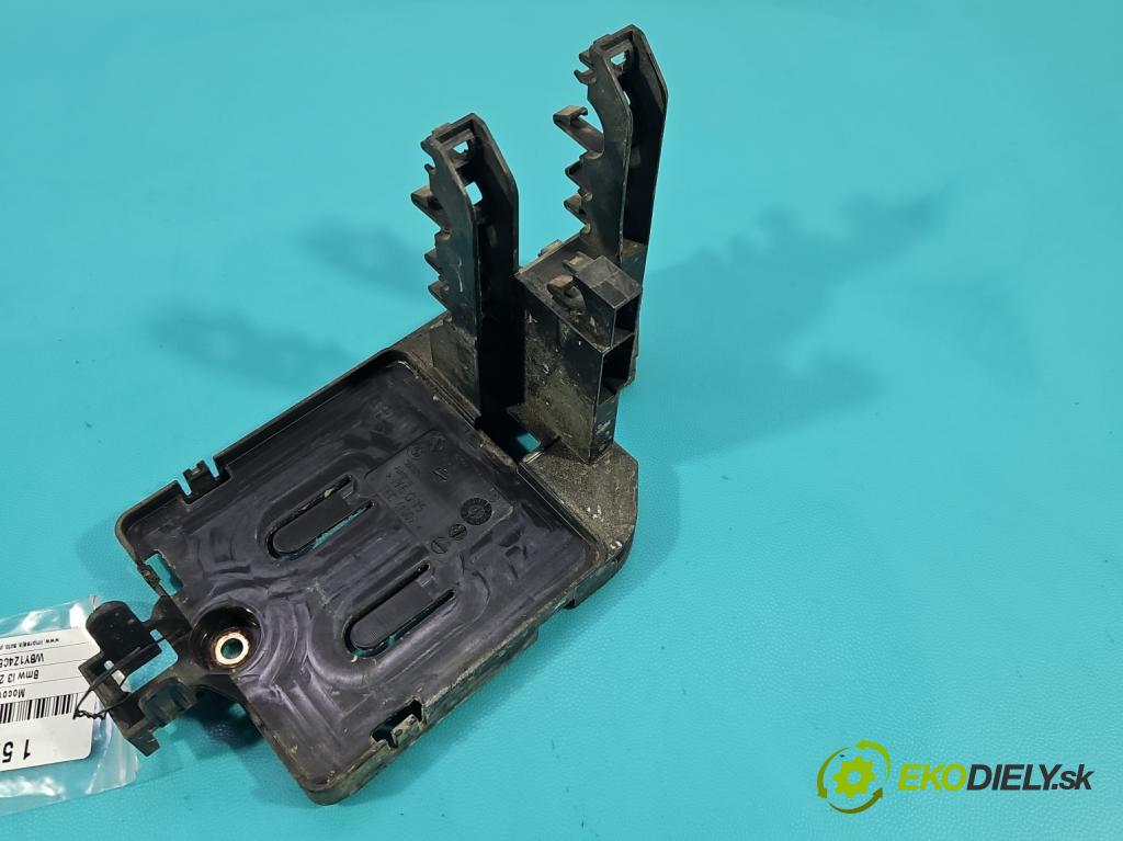 Bmw i3 2013–2022 0.0 elektrický: 170 hp automatic 125 kW 1 cm3 5- Upevnění: 7625410