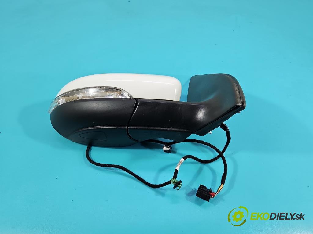 Vw Golf VI 2008-2013 1.6 tdi 105 HP manual 77 kW 1598 cm3 5- zrkadlo pravé 5K0857502CB (Kľučka dverí ostatné)